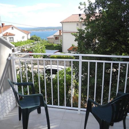 Apartments Nives Crikvenica Esterno foto