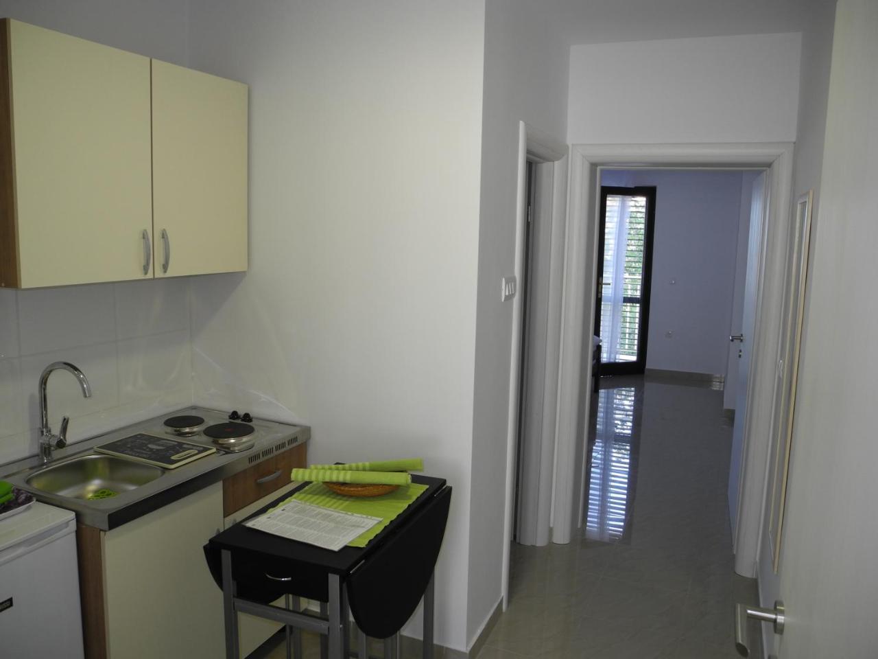 Apartments Nives Crikvenica Esterno foto