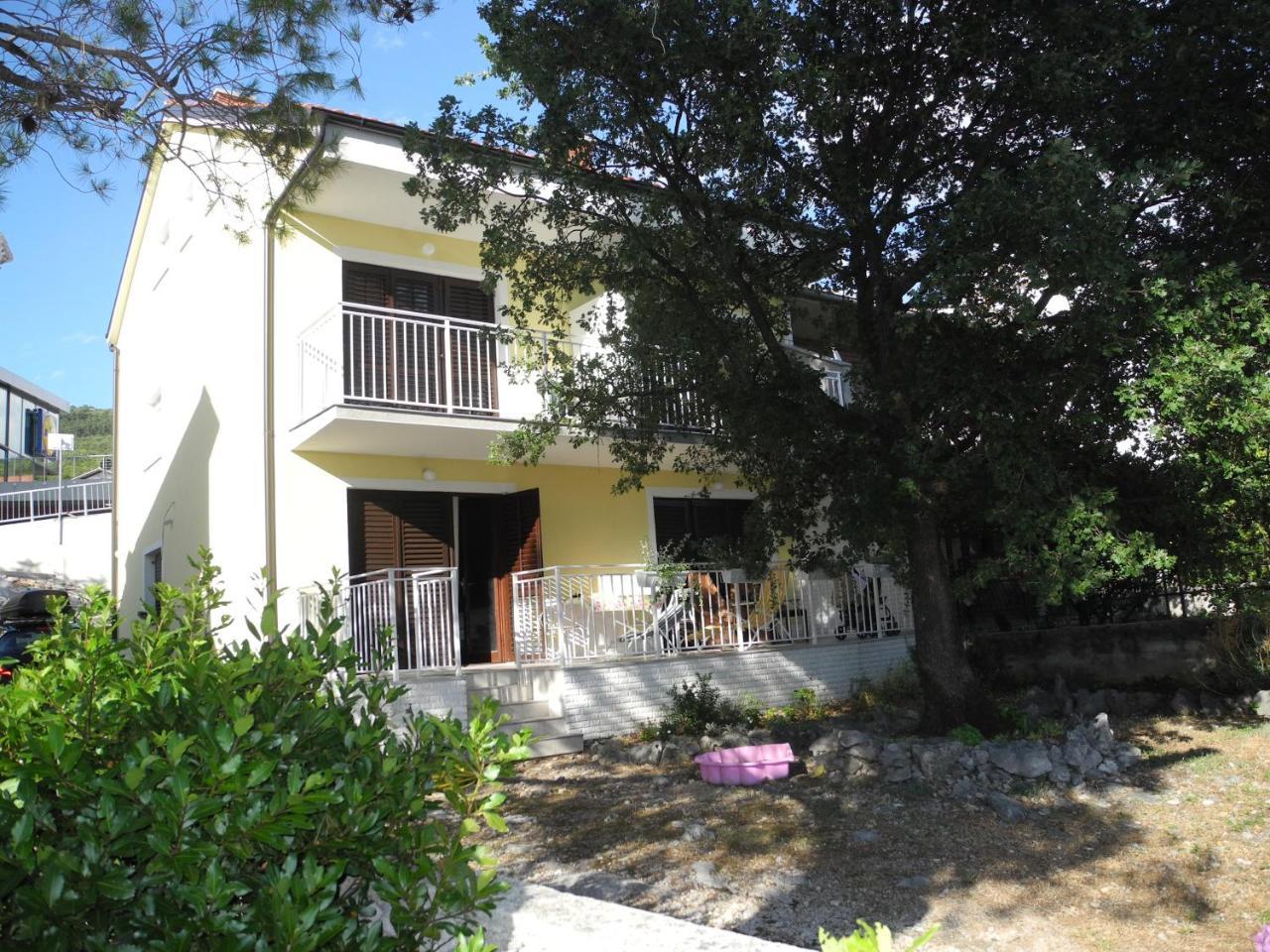 Apartments Nives Crikvenica Esterno foto